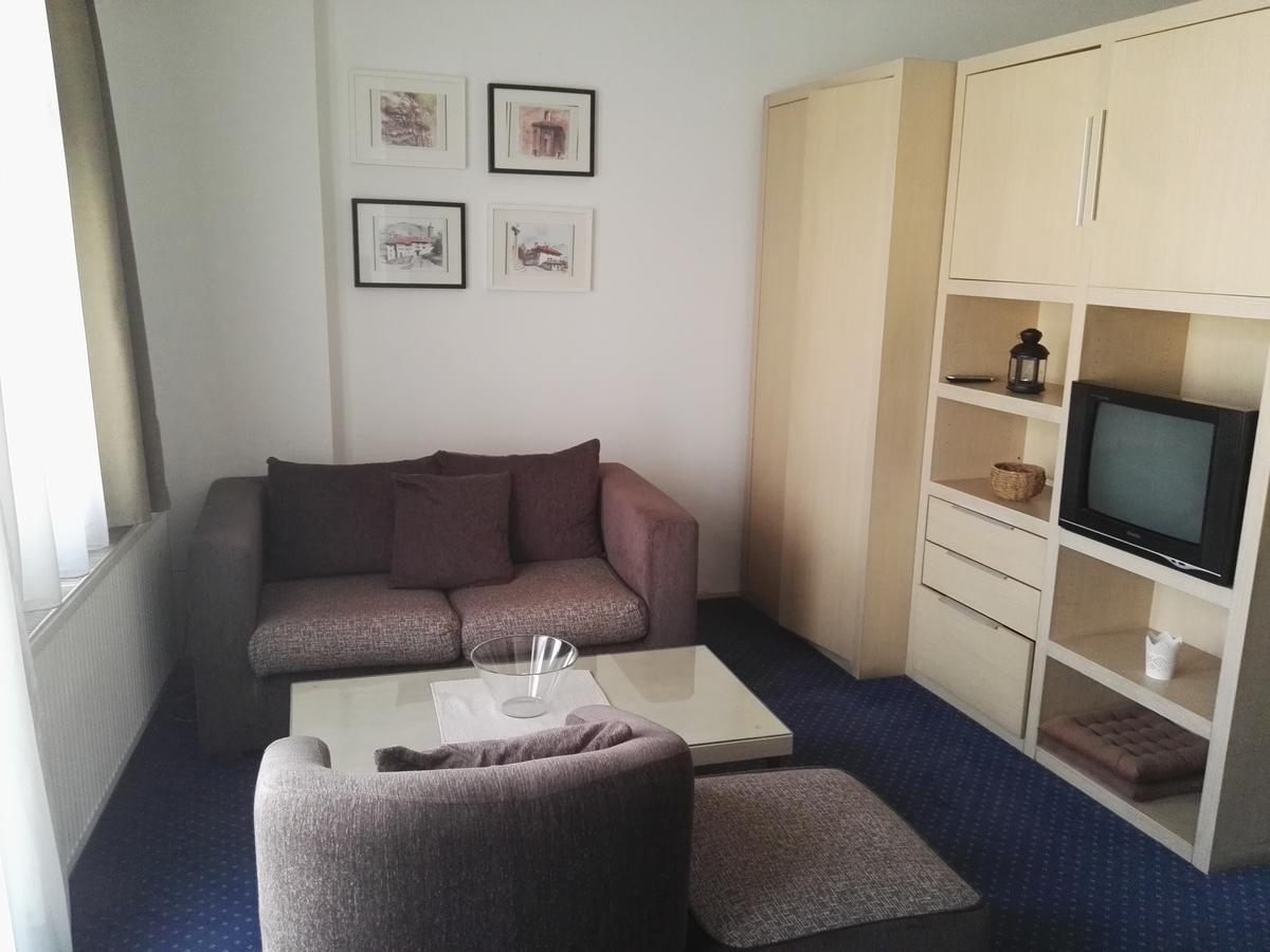 וראנג'ה Guest House Amico מראה חיצוני תמונה